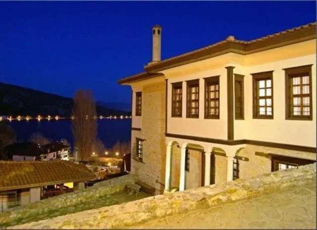 Casa de hóspedes Vergoula's Mansion